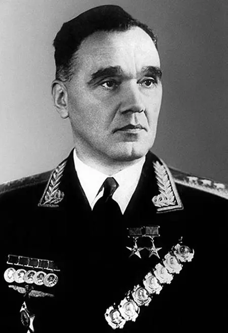 Александр Сергеевич Яковлев